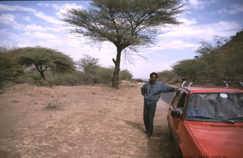 Eritrea – February 1997 : ° ° ° trip from Asmara to the border of Ethiopia ° ° ° Eritrea – Fahrt von Asmara zur Grenze Eritreas zu Äthiopien