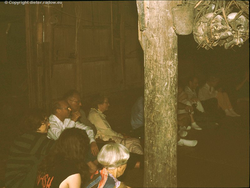 Malaysisch Borneo Iban-Dschungel-Langhaus